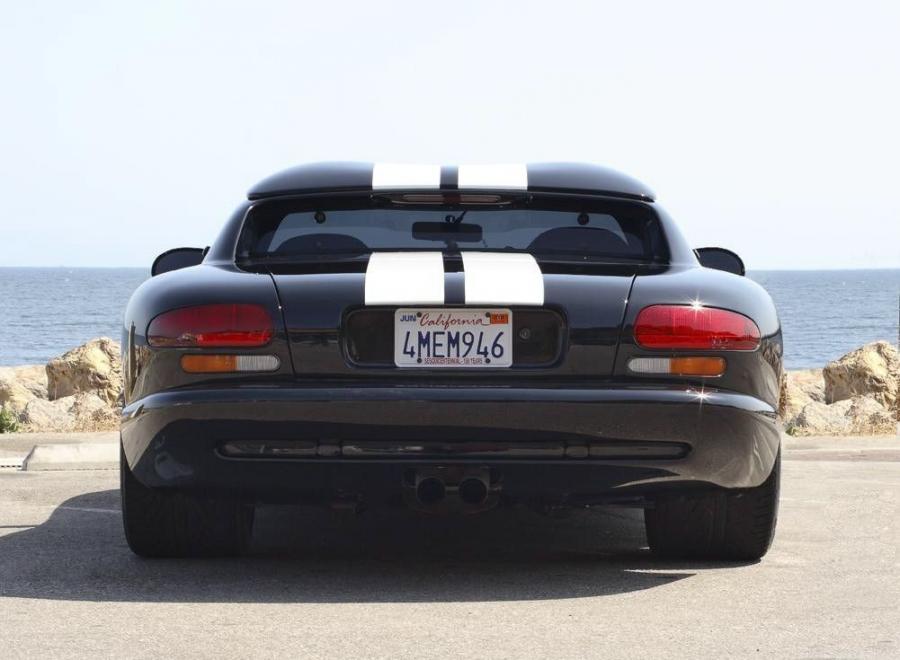  Dodge Viper by Pam Anderson 2008 года  (фото 2 из 6)
